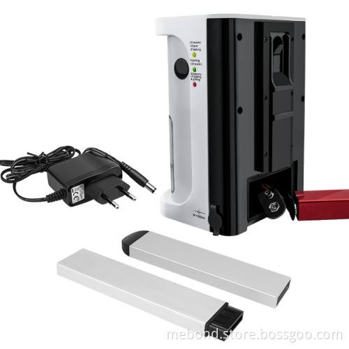 Battery Powered Ultrasonic Flashlight Multifunctional Animal Repellent AN-B010-1